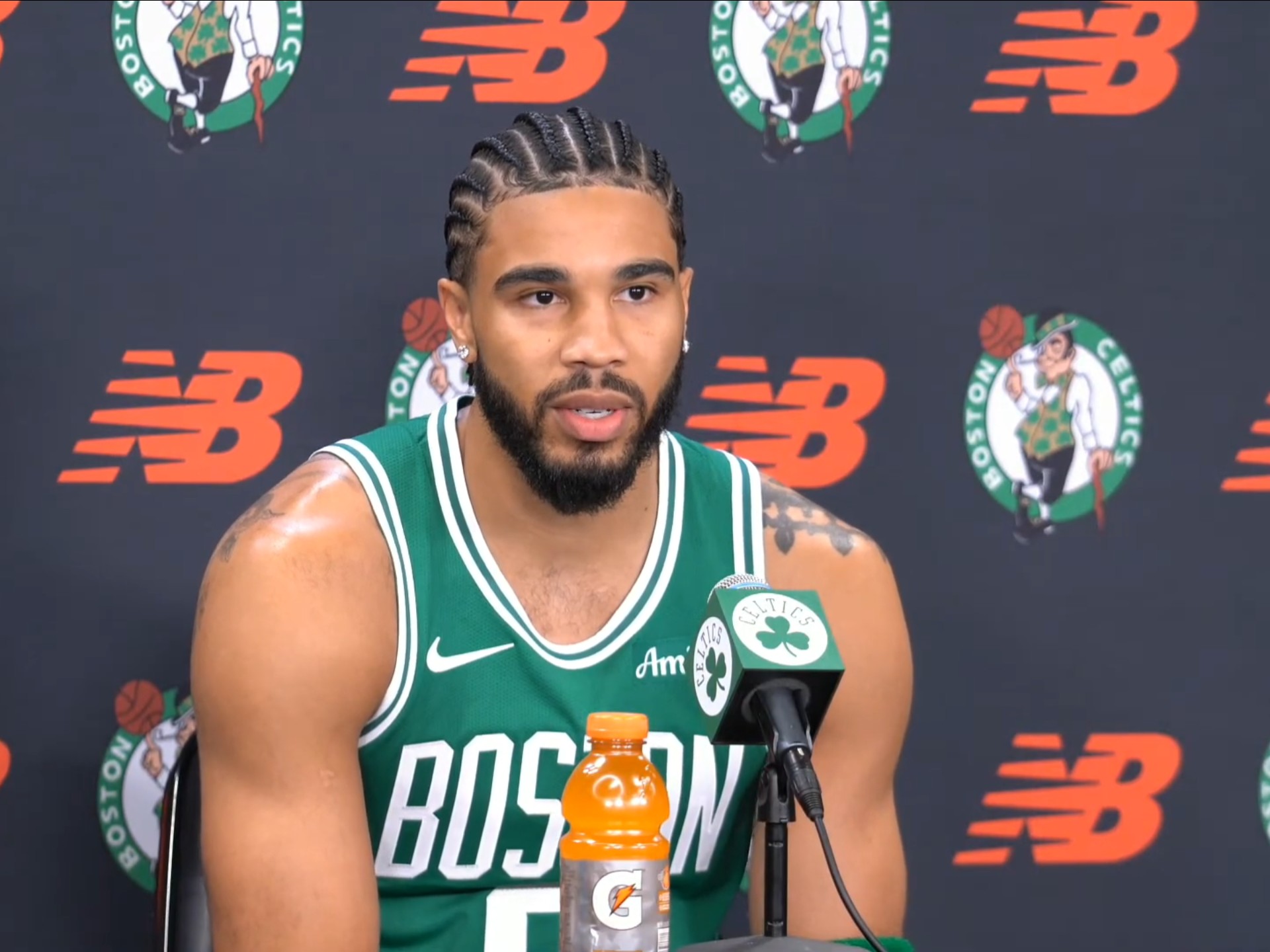 塔图姆在IG比赛中关键助攻，爆冷引发热议！的简单介绍