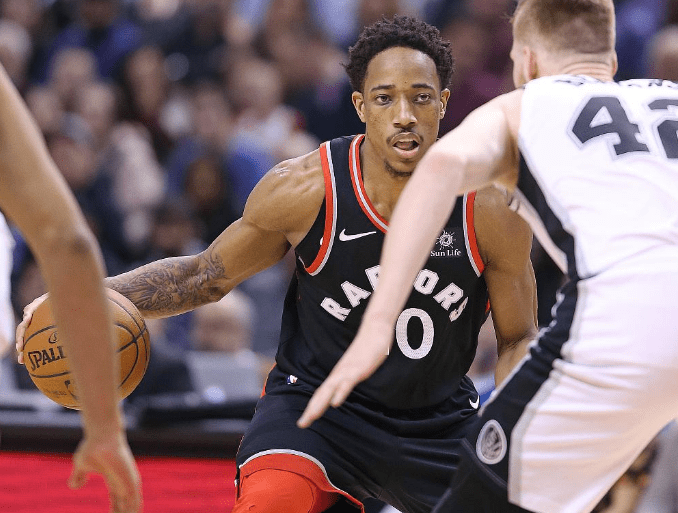 包含刚刚！风云突变圣安东尼奥马刺今夜迎来里程碑上海申花今晨伤情更新，赛后纽卡斯尔调整名单以备NBA季后赛的词条